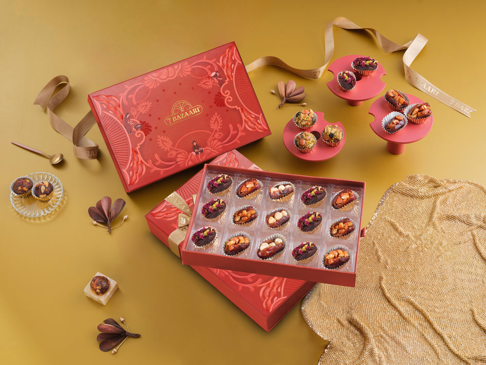 Assorted stuffed date box of 15