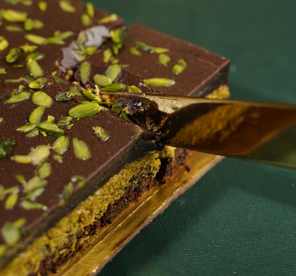 Dubai Chocolate (Eggless) Cake 1kg